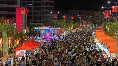 政企民攜手惠聚多彩假日，南康龍嶺鎮“興企助農”消費節熱鬧開啟